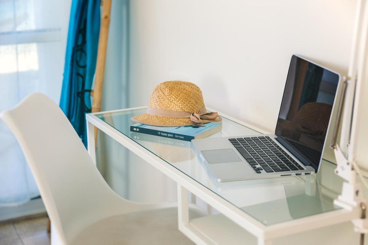 4 Bedroom Apartment On The Beach Tel-Aviv Extérieur photo